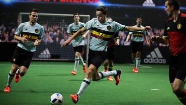 Jersey Tandang Belgia: Dari Balap Sepeda ke Sepakbola Jersey Tandang Belgia: Dari Balap Sepeda ke Sepakbola