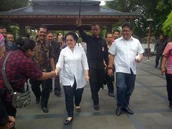 Nyekar ke Makam Bung Karno, Megawati Rapat Internal dengan Kader PDIP