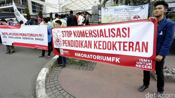 Stop Komersialisasi Pendidikan Kedokteran