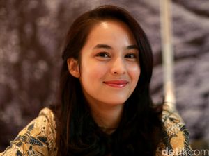 Lihat Wajah Chelsea Islan yang Cantik ini Bikin Hari Anda Lebih Berwarna