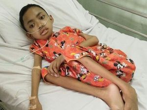 Idap Kelainan Otot, di Usia 15 Tahun Bobot Tubuh Jaka Hanya 15 Kilogram Idap Kelainan Otot, di Usia 15 Tahun Bobot Tubuh Jaka Hanya 15 Kilogram