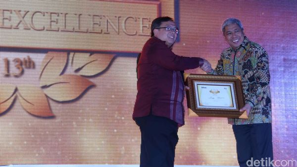 BJB Raih Penghargaan MRI Infobank Institute