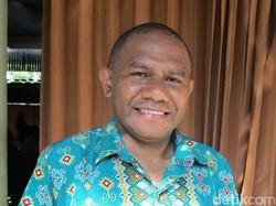 Kisah Kerry Yarangga, Bagikan Ribuan Kelambu untuk Cegah Malaria di Papua