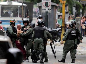 Berdemo di Dekat Istana Presiden, Warga Venezuela: Kami Ingin Makanan!