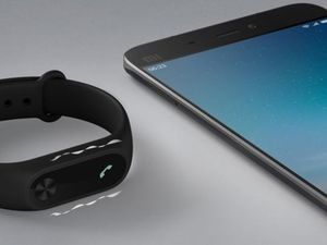 Pengapalan Wearable Xiaomi Salip Apple Watch