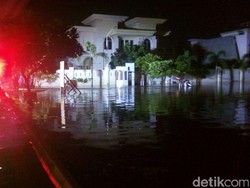 4 Blok Perumahan Kena Imbas Jebolnya Tanggul Pantai Mutiara