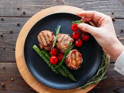 Sebelum Foto, Tata Makanan dengan 5 Trik Ini Agar Cantik Tampilannya di Instagram