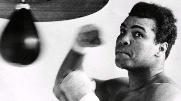 Meme Inspiratif Sang Juara Sejati, Muhammad Ali