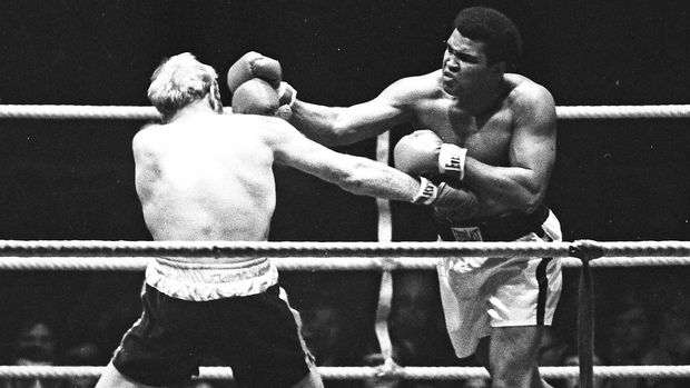 Mendiang petinju legendaris Muhammad Ali salah satu inspirasi Kareem Abdul Jabbar. (
