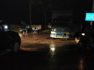 Permukiman di Marunda Tergenang Banjir Rob