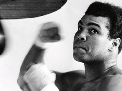 Kenangan Mike Tyson dan Muhammad Ali: Main Catur dan Mengaji Bareng