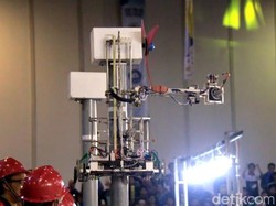 PENS Juara Umum Kontes Robot Indonesia 2016