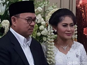 Menteri ESDM Nikahi Astried Swastika