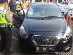 Mayat Pria Ditemukan di Mobil yang Parkir di Rest Area Tol Jagorawi