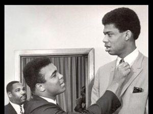 Muhammad Ali Membuat Kaum Minoritas di AS Berdiri Lebih Tinggi