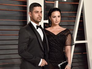 Mantan Punya Pacar Baru, Demi Lovato Sepenuh Hati Nyanyikan Lagu Adele