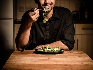 Begini Takaran Porsi Sajian Buka Puasa yang Pas dan Sehat Begini Takaran Porsi Sajian Buka Puasa yang Pas dan Sehat