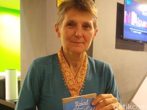 Menulis Novel Baru, Elizabeth D Inandiak Belajar dari Penulis Ternama Indonesia Menulis Novel Baru, Elizabeth D Inandiak Belajar dari Penulis Ternama Indonesia
