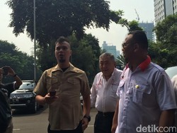 Ahmad Dhani Cari Kapolda Metro: Saya Mau Tanya Siapa yang Larang Demo di KPK
