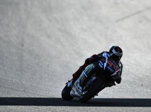 Sebelum Crash, Lorenzo Terkendala Ban Sebelum Crash, Lorenzo Terkendala Ban