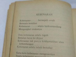 Puisi Menyentuh Muhammad Ali Soal Kebenaran dan Kebebasan