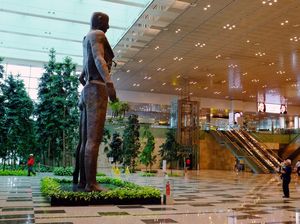 Efek Superlative untuk Menonjolkan David vs Goliath