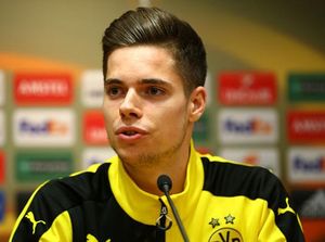 Weigl Diincar Bayern Juga, Dortmund Siap Pagari dengan Kontrak Baru Weigl Diincar Bayern Juga, Dortmund Siap Pagari dengan Kontrak Baru