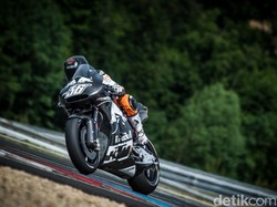 Jelang Debut MotoGP Tahun Depan, KTM Makin Rajin Uji Motornya