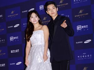 Song Joong Ki-Song Hye Kyo Beli Rumah Mewah Dekat Rain-Kim Tae Hee