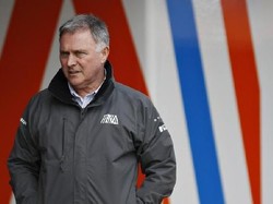 Dave Ryan dan Manor yang Dia Arsiteki