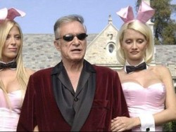 Rumah Playboy Dibeli Tetangga Sebelah