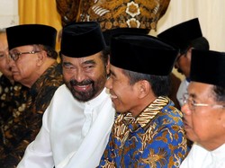 Isu Reshuffle di Tengah Mie Aceh Paloh dengan Jokowi-JK