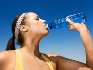 Selain Air, Ini 10 Makanan dan Minuman yang Bisa Menghidrasi Tubuh (2)