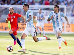 Argentina Bekuk Chile 2-1