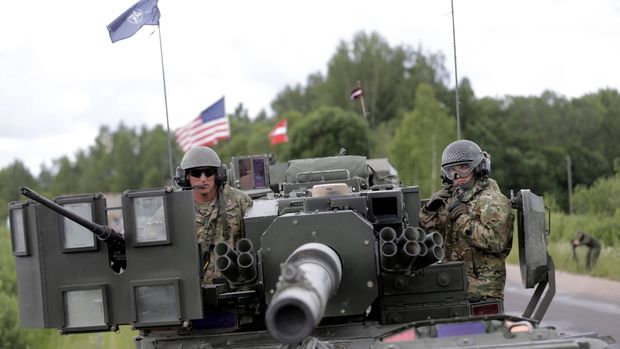 Trump Pertimbangkan Militer AS di Polandia Secara Permanen