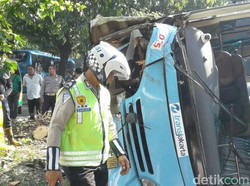 Feeder TransJ Terguling karena Sopir Tak Konsentrasi, Salah Satu Korban Seorang PNS