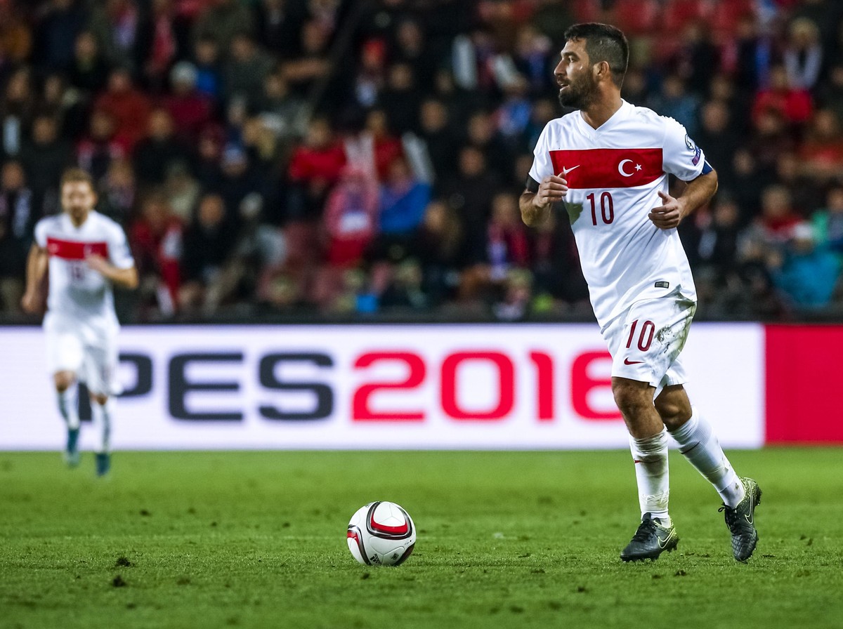 Pemain asal Turki, Arda Turan. (Foto: Matej Divizna/Getty Images)