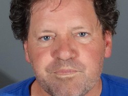 Adik Ipar Hillary Clinton Ditangkap Polisi di California