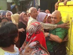 Operasi Pasar di Kediri Diwarnai Aksi Dorong Warga