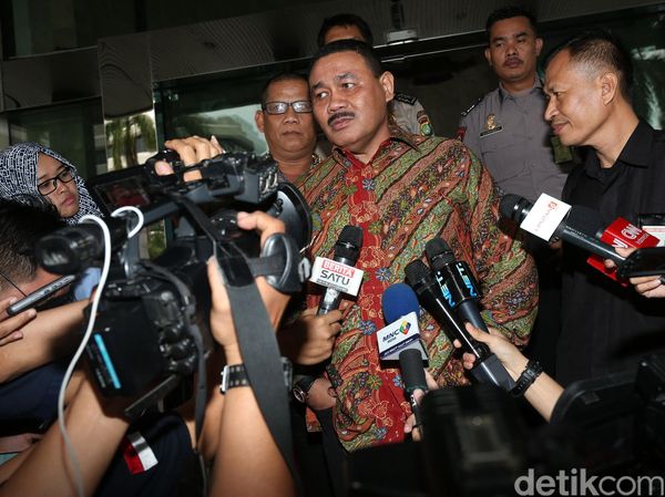 Ongen Sangaji Usai Jalani Pemeriksaan di KPK