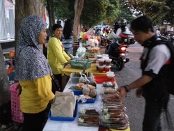Berburu Manisnya Menu Buka Puasa Kopyor Khas Banyuwangi