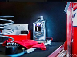 Edukasi Pentingnya Oli, Mobil 1 Gelar Mobil 1 Vaganza