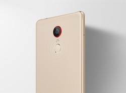 ZTE Siapkan Ponsel dengan Baterai Jumbo