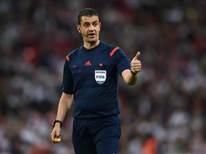 Viktor Kassai Pimpin Laga Pembuka Piala Eropa 2016