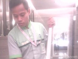 Temukan Uang Rp 100 Juta di Toilet Kokas, Mulyadi Menolak Diberi Hadiah Naik Pangkat