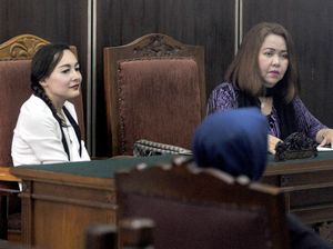 Dewi Rezer: Marcel Nggak Pukul Saya, Tapi Jujur Saya Takut Sama Dia Dewi Rezer: Marcel Nggak Pukul Saya, Tapi Jujur Saya Takut Sama Dia