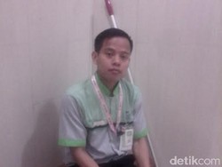 Kisah Mulyadi Petugas Kebersihan di Kokas yang Temukan Uang Rp 100 juta di Toilet