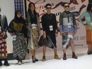 Revolusi Kaum Sarungan Revolusi Kaum Sarungan