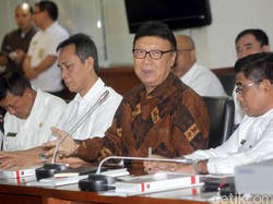 Mendagri Perintahkan PNS di Kecamatan Datangi Warga yang Belum Punya e-KTP