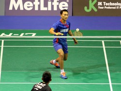 Sony Tumbangkan Pemain Unggulan